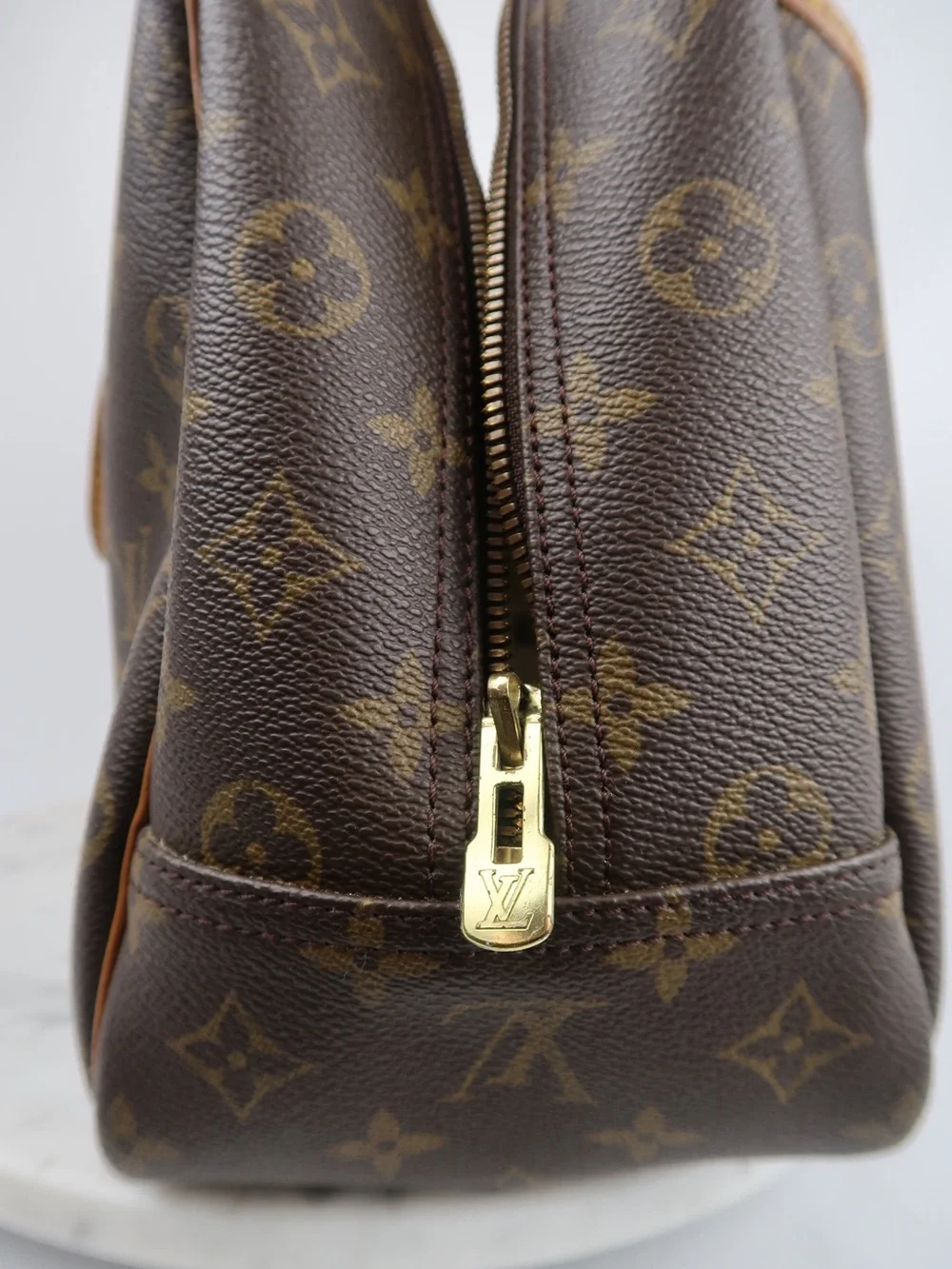 Louis Vuitton Deauville Monogram Handbag M47270 Vintage with Dust Bag